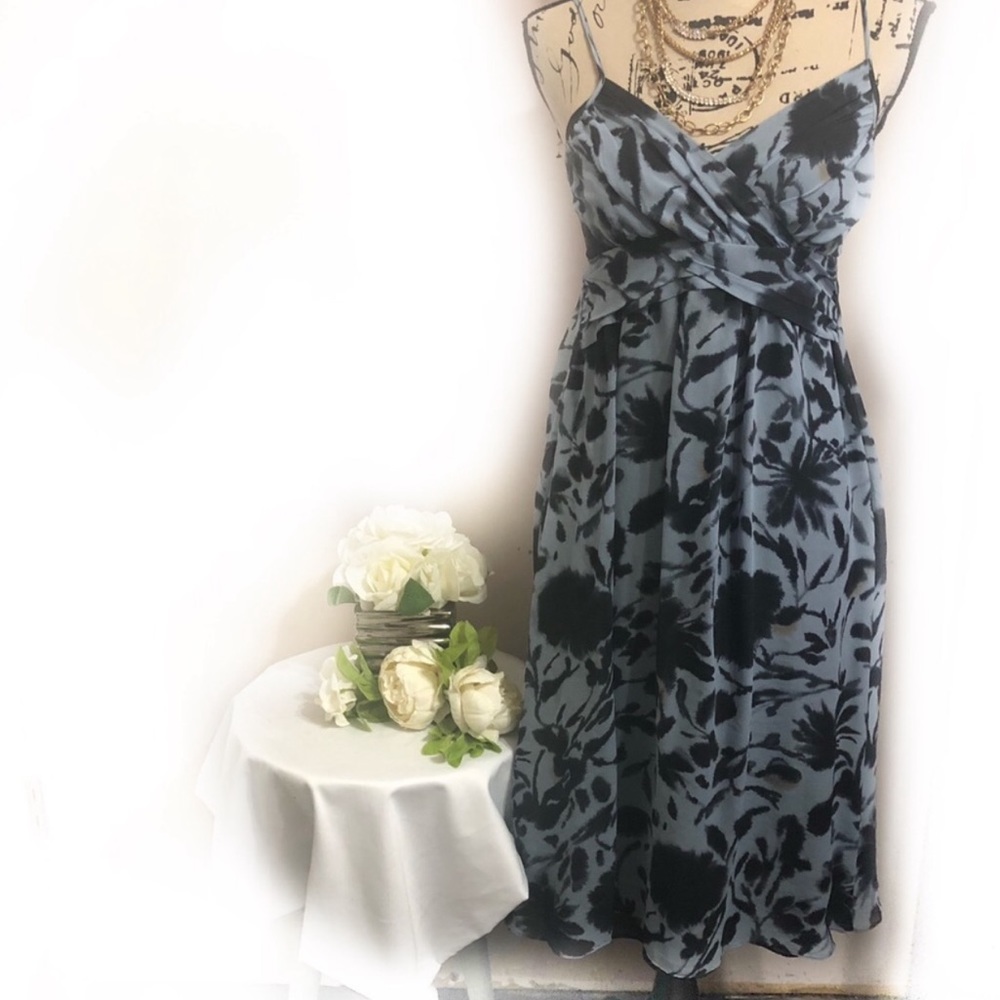 The limited strapless dress